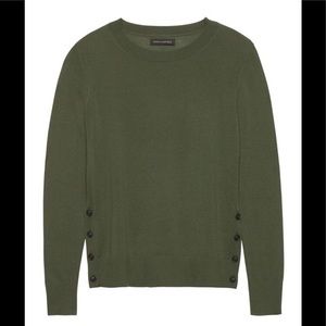 Banana Republic lightweight merino wool sweater